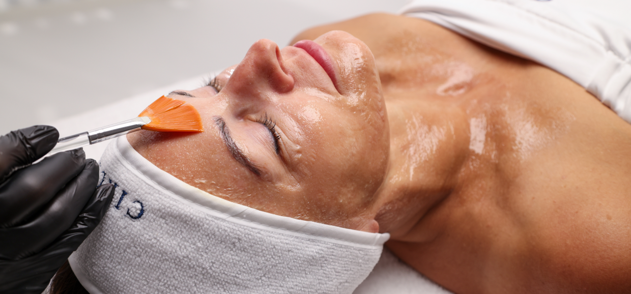 Luxe Lift Facial